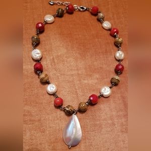 Mother of pearl look Necklace